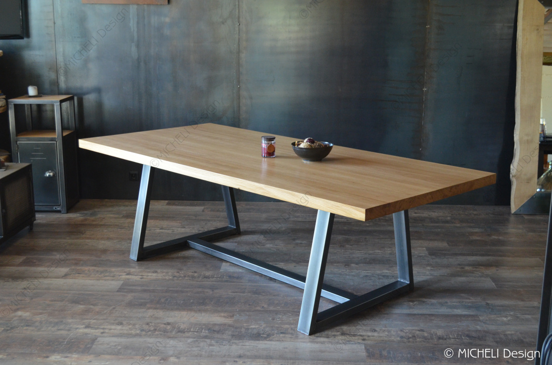 Table à Manger en Bois Massif Chêne Naturel Verni